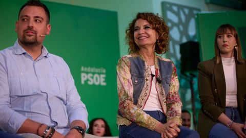 La secretaria general del PSOE-A y candidata a la Junta de Andaluc�a, Mar�a Jes�s Montero, en un acto de campa�a en Martos (Ja�n).