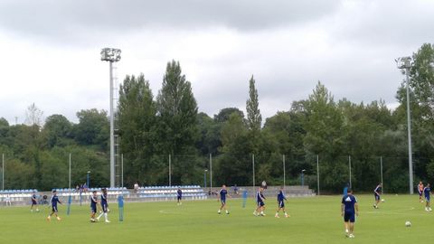 Entrenamiento del Real Oviedo en El Requexn