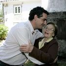 Imaxe do encontro entre Fernando Otero, neto dunha emigrante galega na Arxentina, cunha sobri�a dela en Palas de Rei.