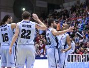 Los jugadores del Breog�n celebran un tanto anotado frente al Palencia en el Pazo. 