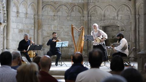 Concierto en Bonaval del grupo gallego Chruinne