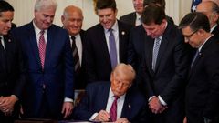 El presidente de EE.UU., Donald Trump, junto a su gabinete.