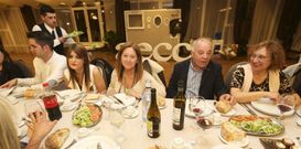 La 42�. cena contra el c�ncer de Carballo reuni� el s�bado a medio millar de comensales