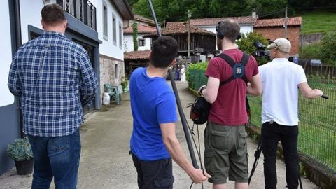 La BBC grab� en 2018 en Asturias el programa Port, centrado en la m�sica y en la lengua asturiana