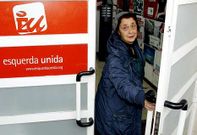 La diputada de AGE Carmen Iglesias, en la sede de EU en Santiago el pasado diciembre.