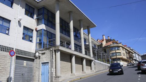 El centro de salud de Sada está situado en Párroco Villanueva