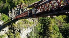 Imagen de archivo de un puente en el que se praticaba puenting