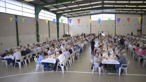 Comida de la tercera edad de Guntn 