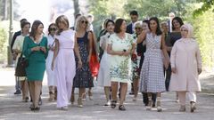 La reina Letizia y las parejas de los l�deres que asisten a la cumbre de la OTAN recorrieron hoy los jardines del Palacio Real de La Granja de San Ildefonso, en Segovia. 