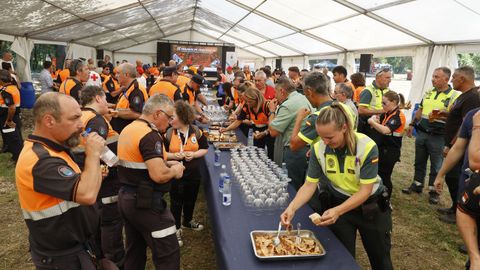 La jornada sirvió para confraternizar tanto entre agrupaciones como con otros cuerpos y servicios que están presentes en las emergencias