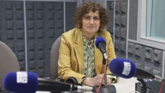 Goretti Sanmart�n, ayer, en el estudio de Radio Voz en Santiago.