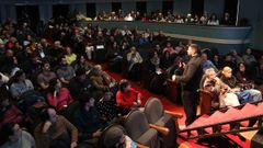 Momento del acto inaugural de la Semana de Cine Euro�rabe Amal, en el Teatro Principal de Santiago, con el presidente de la Fundaci�n Araguaney Puente de Culturas, Ghaleb Jaber Mart�nez, dirigi�ndose al p�blico