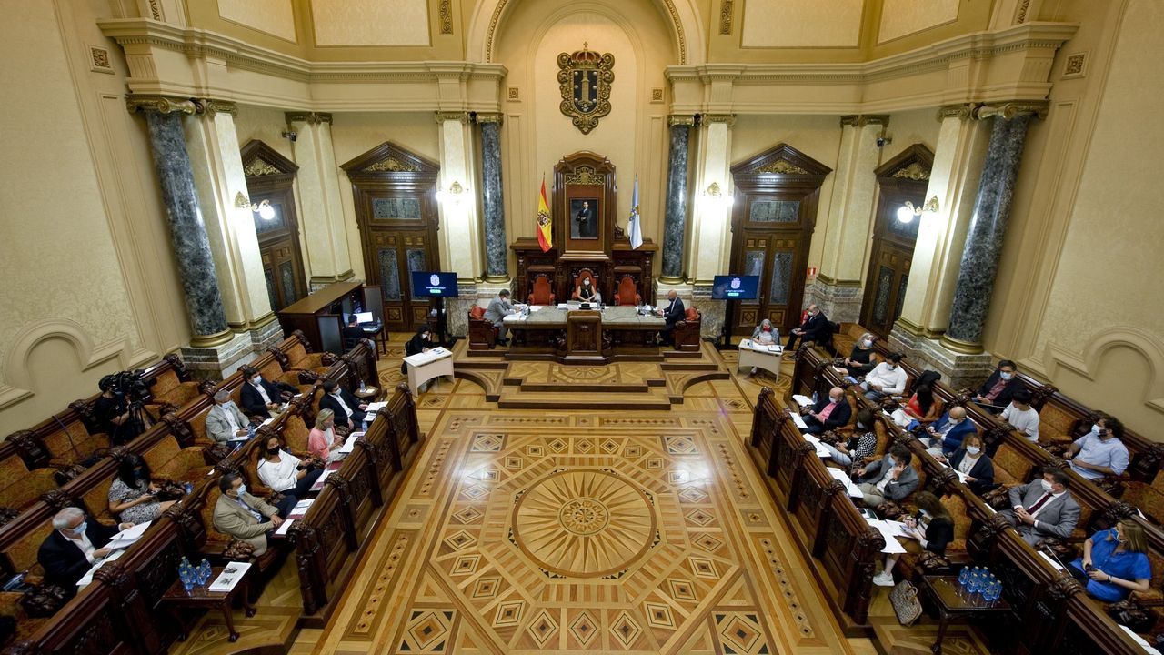 El pleno de A Coruña aprueba la nueva ordenanza de la plusvalía