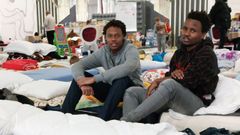 Shawn Ivor y Kevin Parsons son dos hermanos de Uganda que estaban estudiando en la Universidad de J�rkov.