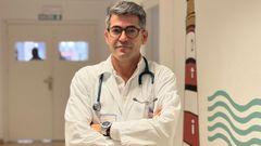 Santiago Cebri�n es el jefe de Pediatr�a del CHUO