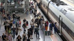 Los viajeros de A Coru�a mantendr�n la conexi�n con Catalu�a mediante un enlace en la estaci�n de Santiago