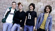De esquerda a dereita, Chicho, Yulian Charli e Fiz, integrantes do grupo Vicky Polard. 