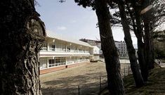 El patio de arena se encuentra en el lateral del edificio principal del Ceip Nicol�s del R�o. 