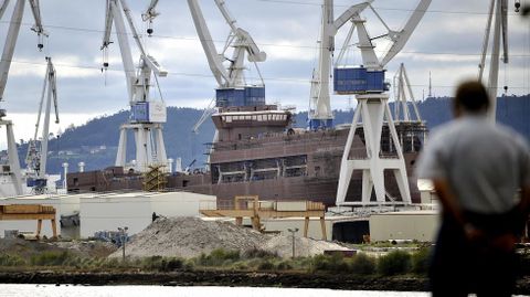 El flotel Orgullo Petrolero en la grada de Navantia, imagen de archivo