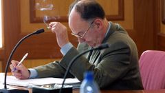 Julio Gonz�lez, en un pleno en Monforte, durante su etapa de secretario municipal