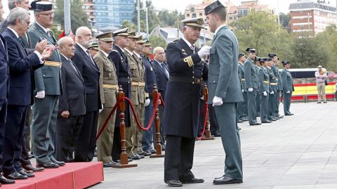Fiesta de la Guardia Civil. Imposici�n de medallas