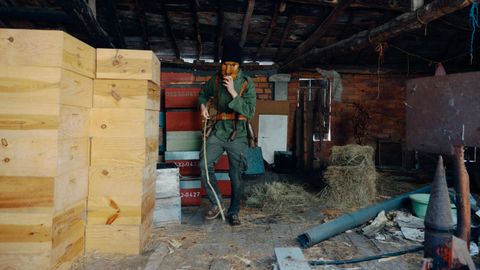 Vibomask reactivó el entroido.Cuarenta y siete grupos de España y Portugal participaron en el desfile de la mascarada ibérica en Viana do Bolo y Vilariño de Conso