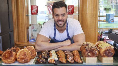 Csar Varela, con las novedades de la pastelera Pars: los parisinos y los New York roll