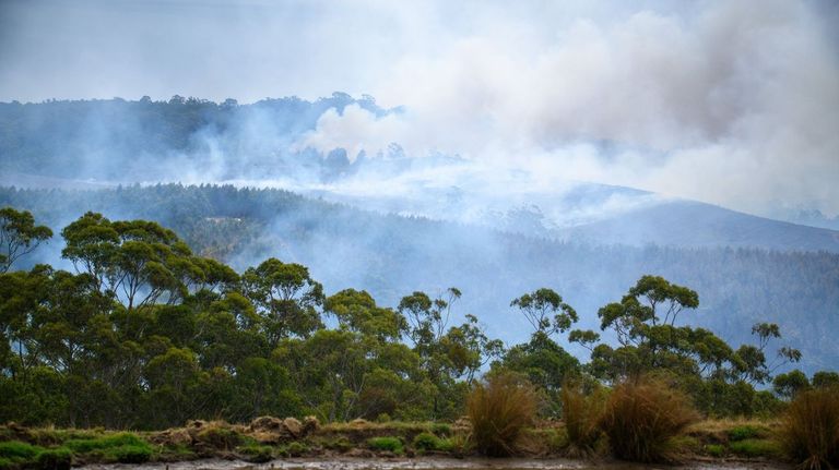 Un incendio quema Gellibrand, en Australia.