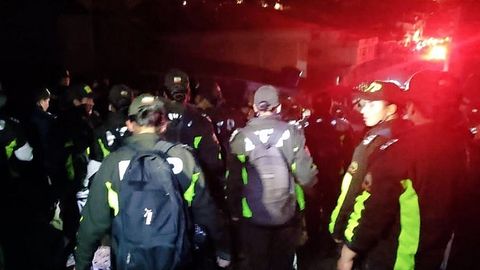 Primeras im�genes de la zona donde se ha producido un deslizamiento de tierra en Ecuador