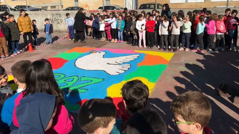 Paz Ourense.Acto por el Da de la Paz en el CPI de Ribadavia