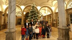Encendido de la iluminacin navidea en la sede de la Diputacin de Pontevedra
