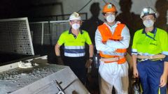 De izquierda a derecha, el director de operaciones de Orovalle, Rub�n Collar; el consejero de Ciencia, Borja S�nchez; y la directora general de Orovalle, Nuria Men�ndez