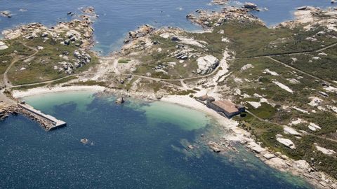 Illa de S�lvora, la desconocida de las Illas Atl�nticas. Se puede ir desde Ribeira o desde O Grove