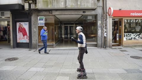 La antigua tienda Barros de Pontevedra est vaca desde el 2014