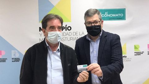 El Presidente del Montep�, Juan Jos� Gonz�lez Pulgar, y el Consejero Delegado del Grupo El Arco-El Economato, Jos� Ram�n Ce�era