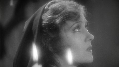 La m&iacute;tica actriz Gloria Swanson, en el papel de Patricia &laquo;Kitty&raquo; Kelly en la pel&iacute;cula de Stroheim.