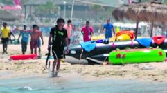 El terrorista fue grabado entrando en la playa en T�nez