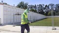 Nuevos nichos en la zona de ampliaci�n del cementerio de Catabois, en foto de archivo.
