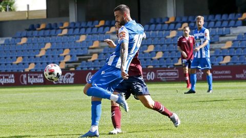 Granero despeja en el amistoso contra el Pontevedra