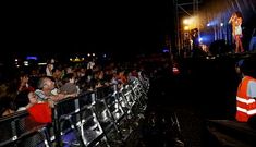 Luc�a P�rez fue la actuaci�n princial de las fiestas del a�o pasado, tocadas ya por los recortes.