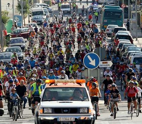 En 2011 las calles naronesas ya se llenaron de ciclistas.