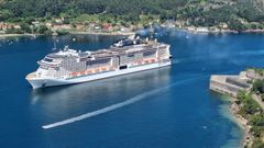 El MSC Virtuosa, a su salida de Ferrol