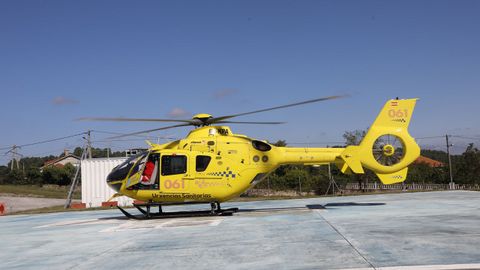 Helicptero medicalizado del 061 con base en Ourense.