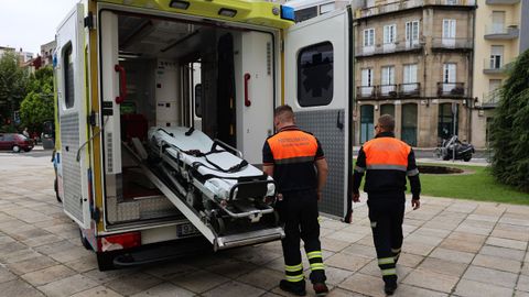 Miembros del Protecci�n Civil de Vilagarc�a.