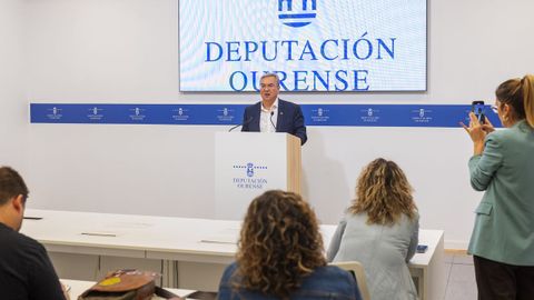 Rueda de prensa de Luis Menor tras la reunin de la Junta de Gobierno.