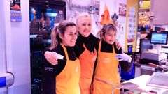 La poller�a Olga, de Zaragoza, vende 600 d�cimos del 77715