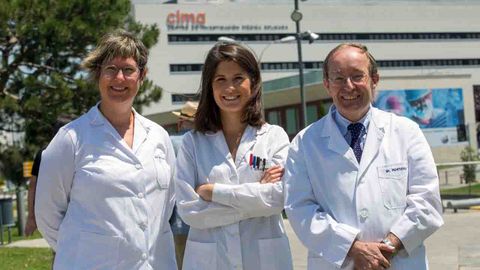 Los doctores Jackeline Agorreta, Irati Garmendia y Luis Montuenga, coordinadores de la investigaci�n coordinada por el Cima y la Cl�nica Universidad de Navarra sobre c�ncer de pulm�n