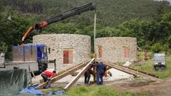 As� son las futura pallozas de Laza