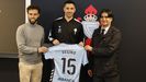 Mat�as Vecino, que lucir� el dorsal 15 en el Celta, junto a Sergio �lvarez y Marco Garc�s.