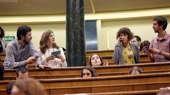 Los parlamentarios de En Marea en el Congreso, de izquierda a derecha: G�mez-Reino, Yolanda D�az, �ngela Rodr�guez, Alexandra Fern�ndez y David Bruzos.
